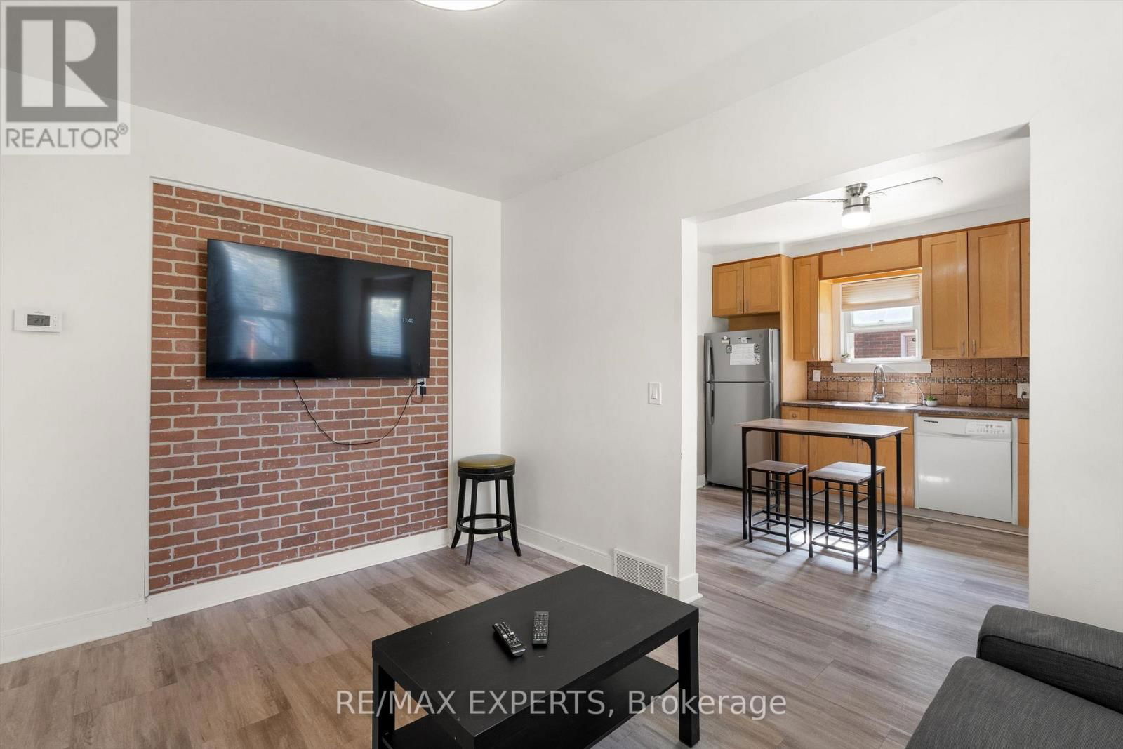 5451 ONTARIO AVENUE Image 6