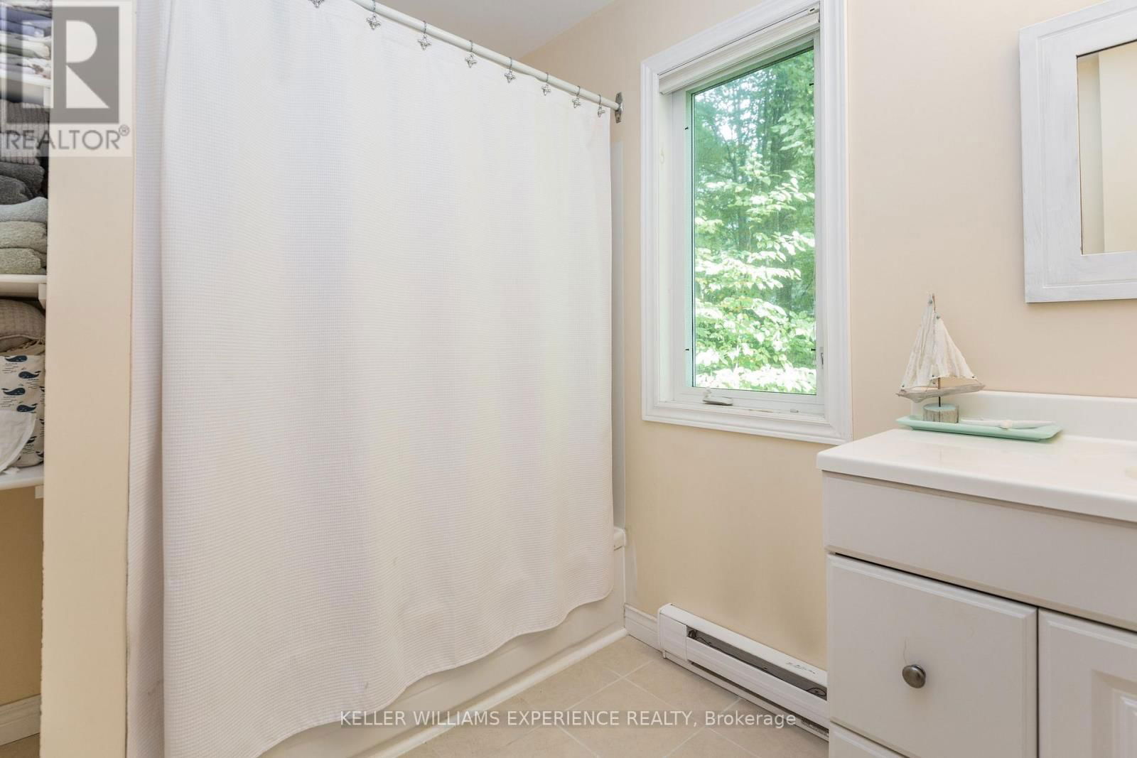 2486 HOUSEYS RAPIDS ROAD Image 16