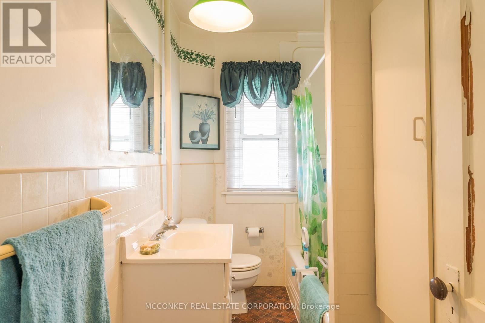 499 BRIOUX AVENUE Image 13