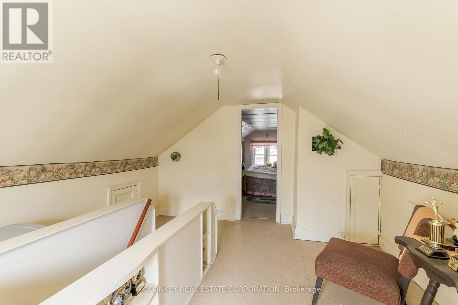 499 BRIOUX AVENUE Image 17