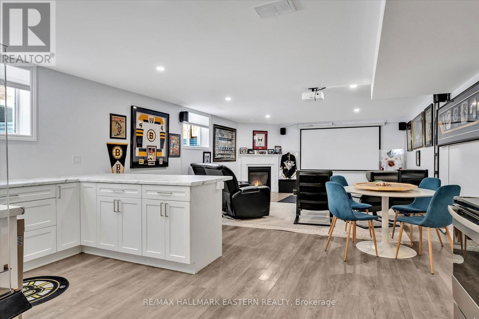 55 KEELER COURT Image 26