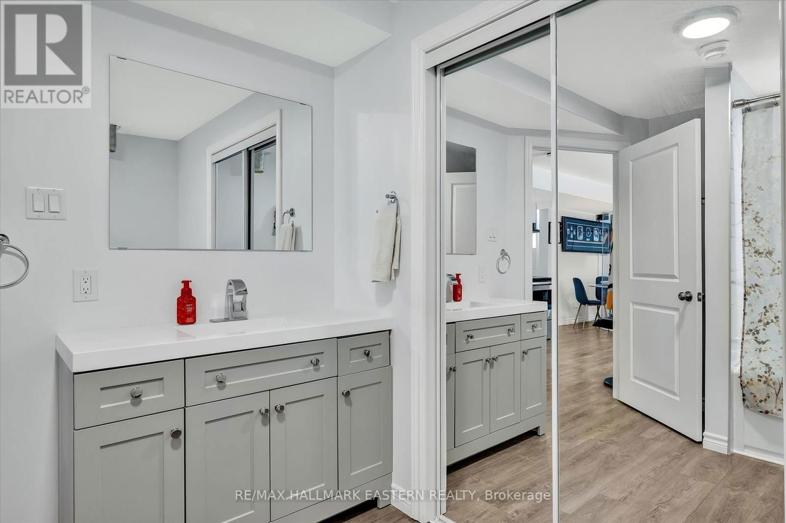 55 KEELER COURT Image 33