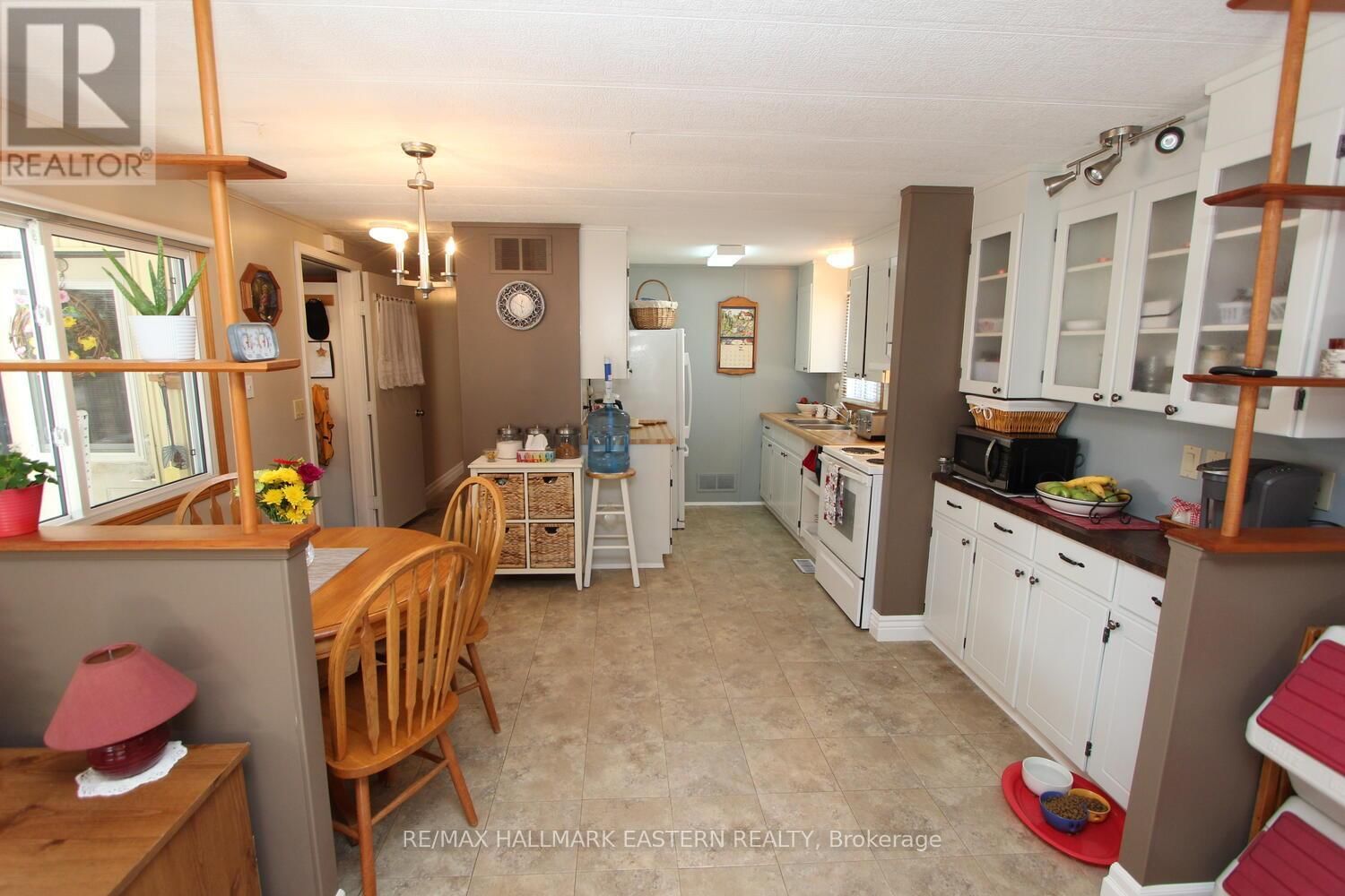 101 SAMA PARK ROAD Image 12