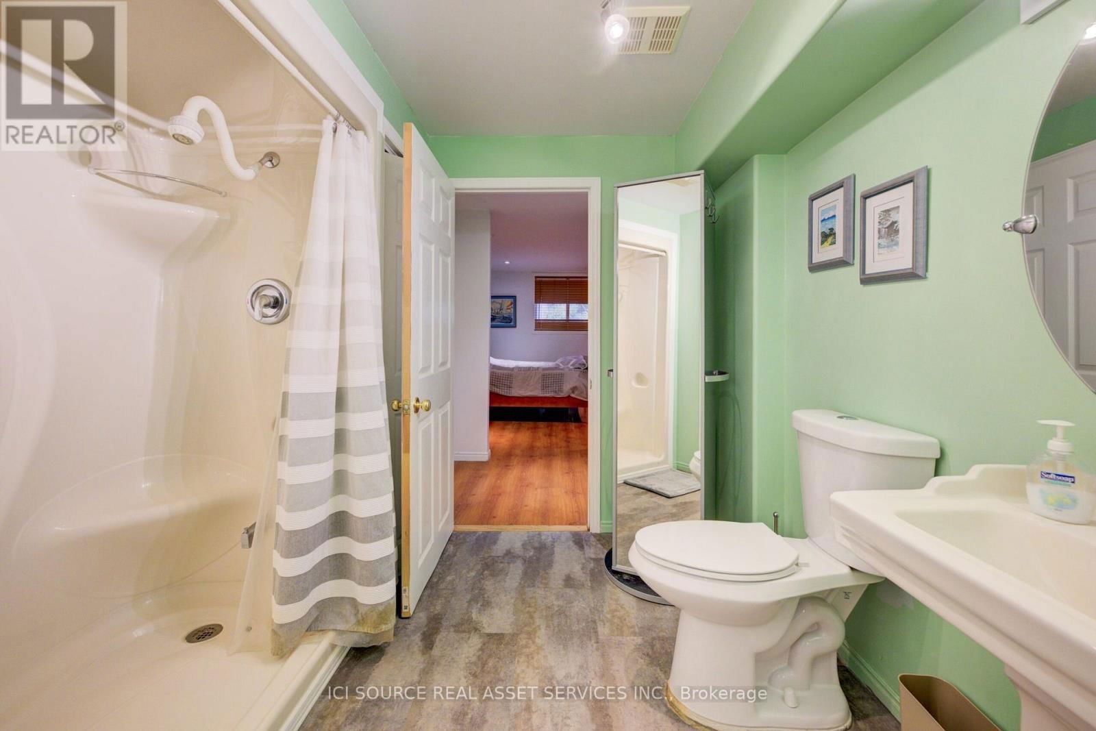 13 - 10 COBBLESTONE DRIVE Image 15