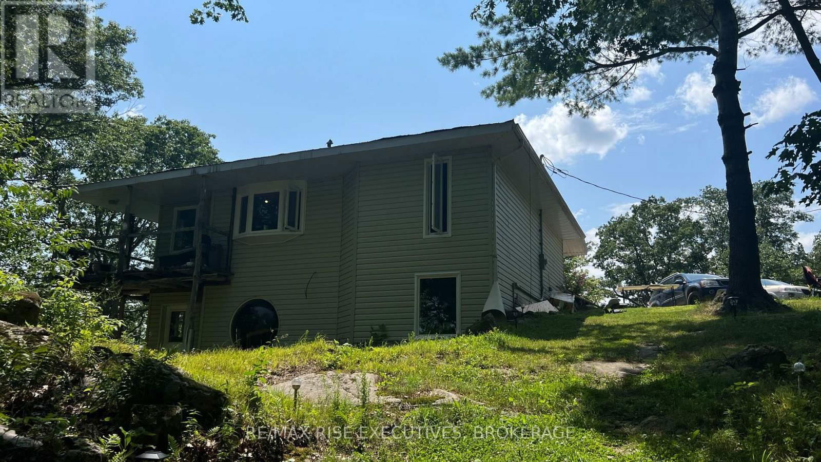 1365 FOURTH LAKE ROAD Image 43