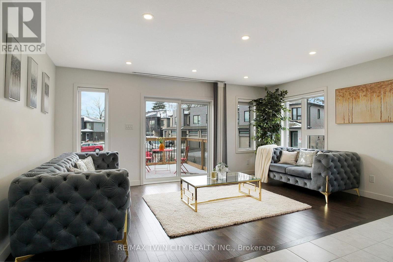 111 PONY DRIVE Image 15
