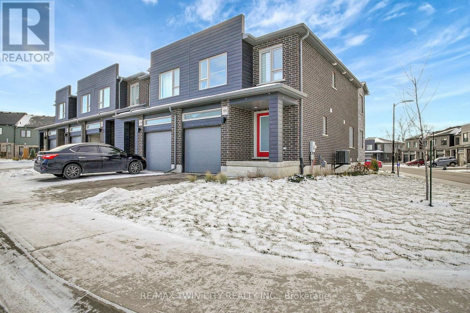 111 PONY DRIVE Image 3