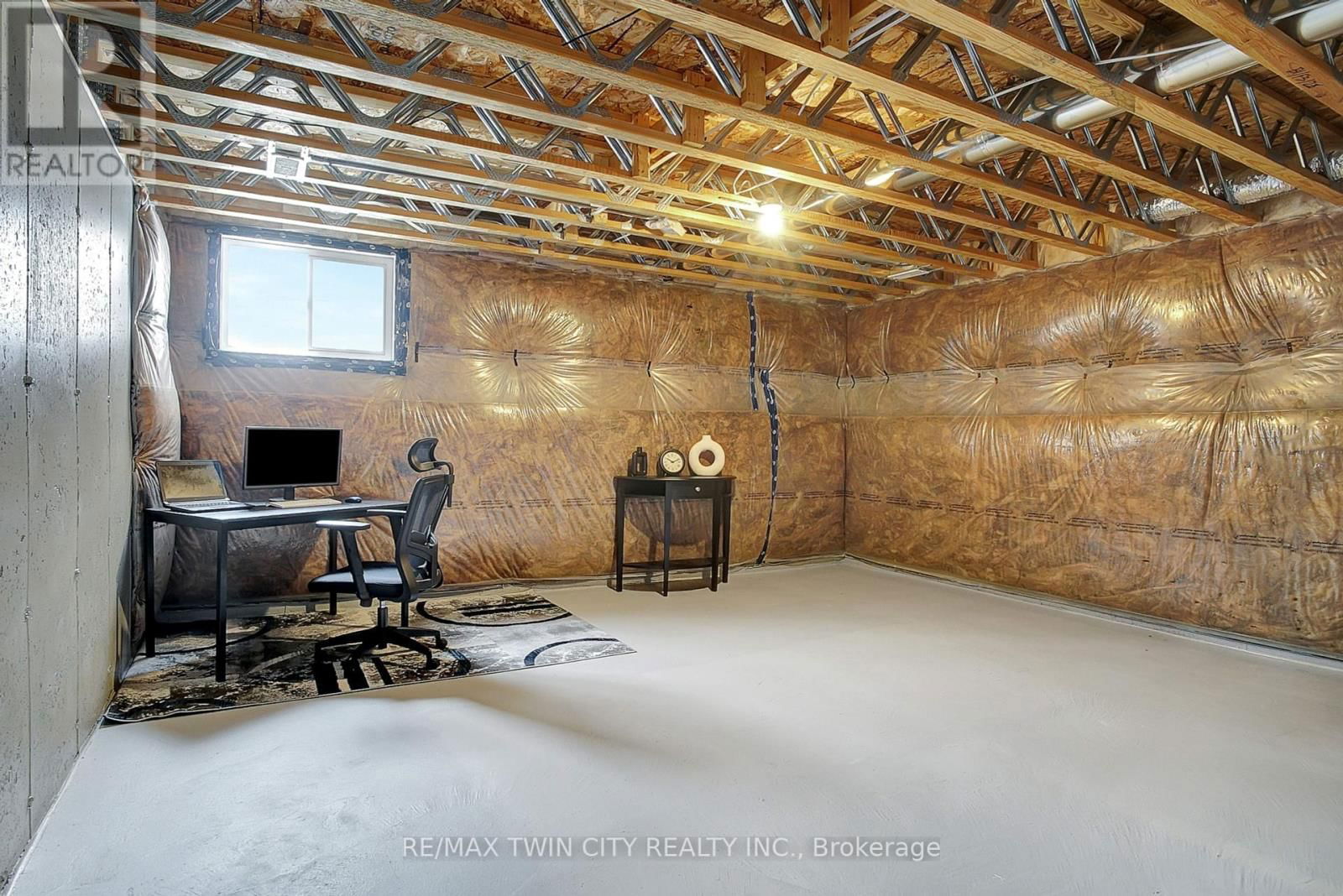 111 PONY DRIVE Image 31