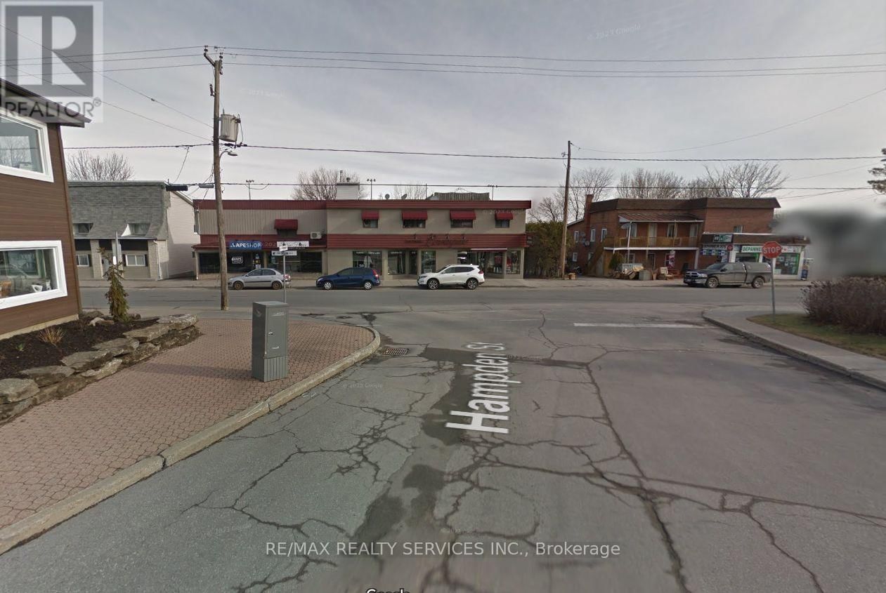 677 MAIN STREET Image 3
