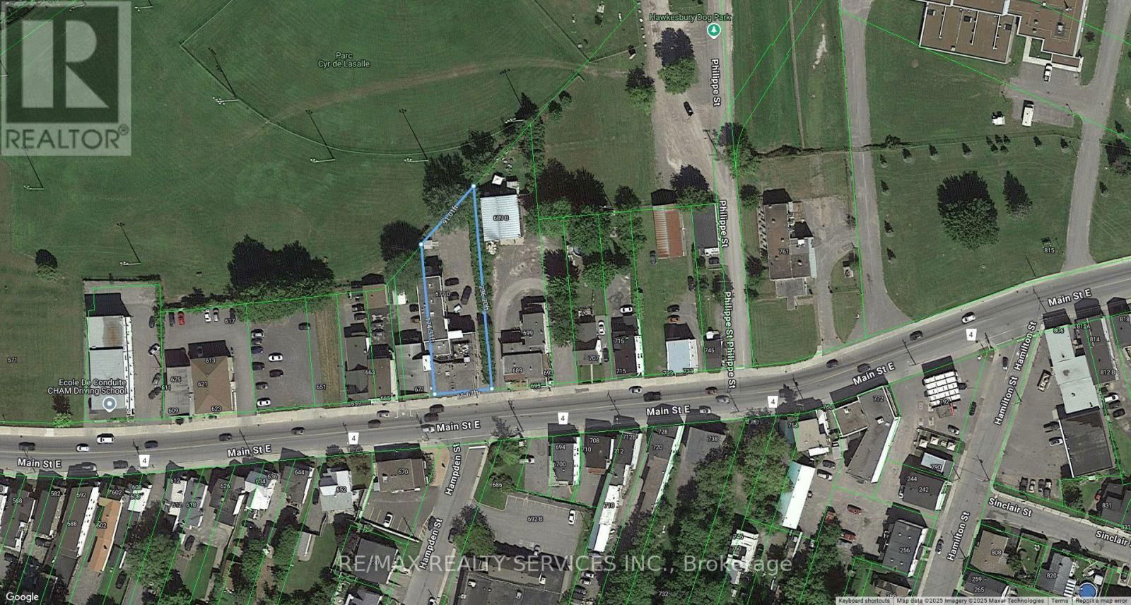 677 MAIN STREET Image 9