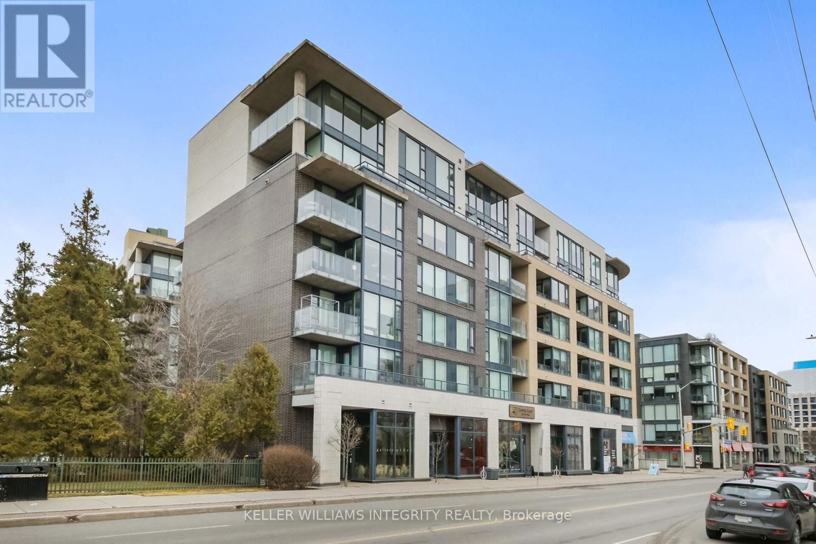 520 - 360 PATRICIA AVENUE WEST Image 2