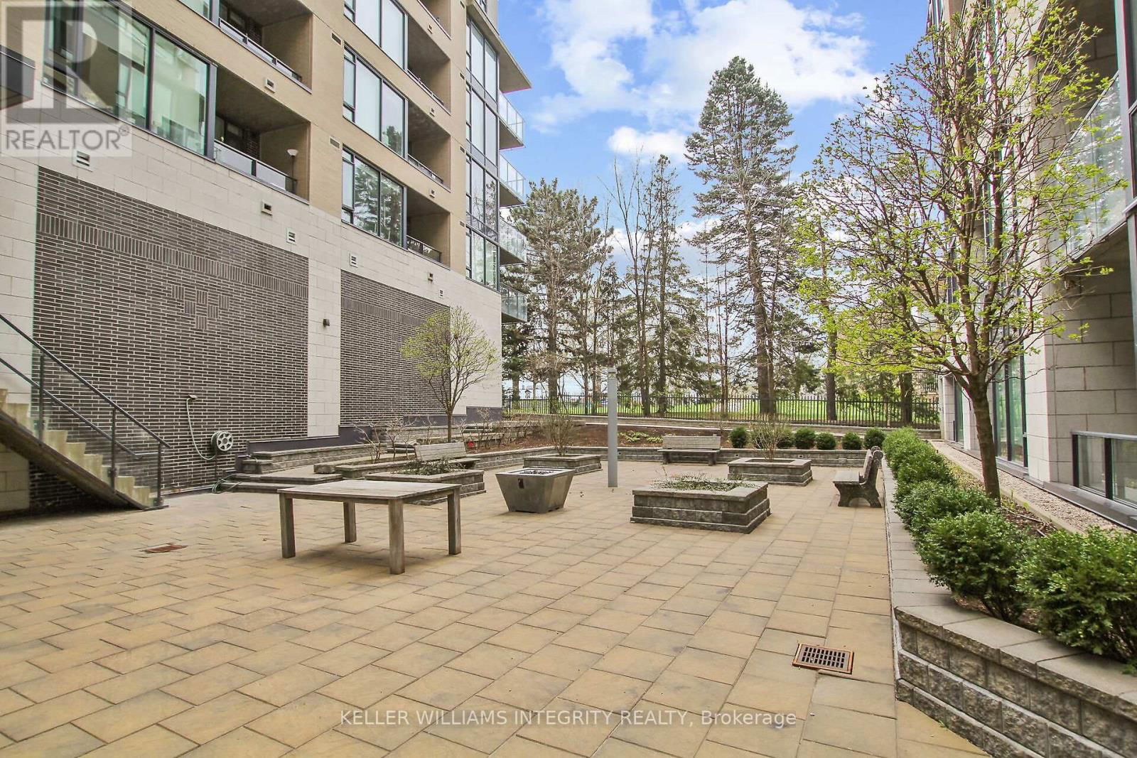 520 - 360 PATRICIA AVENUE WEST Image 39