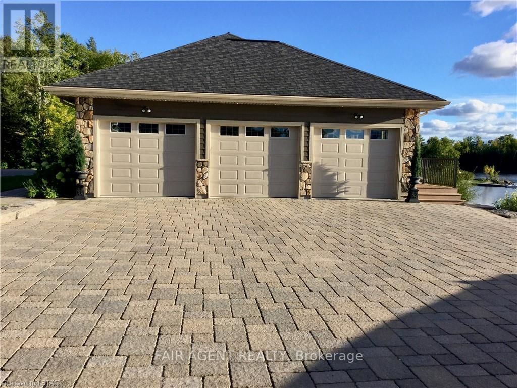 10 MILL ROAD Image 22