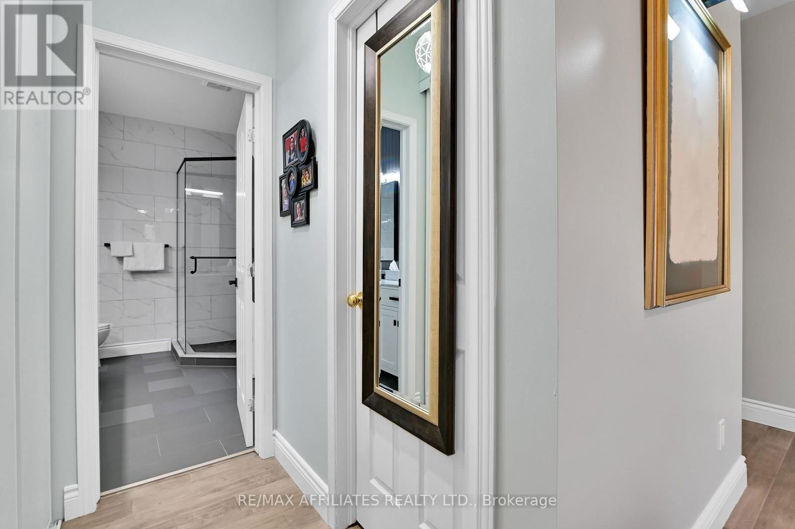 220 ALLGROVE WAY Image 15