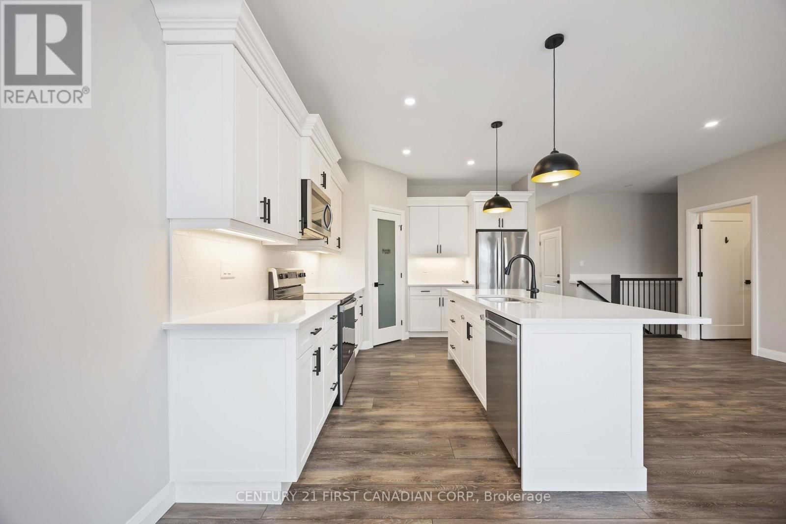 484 KIP LANE Image 10