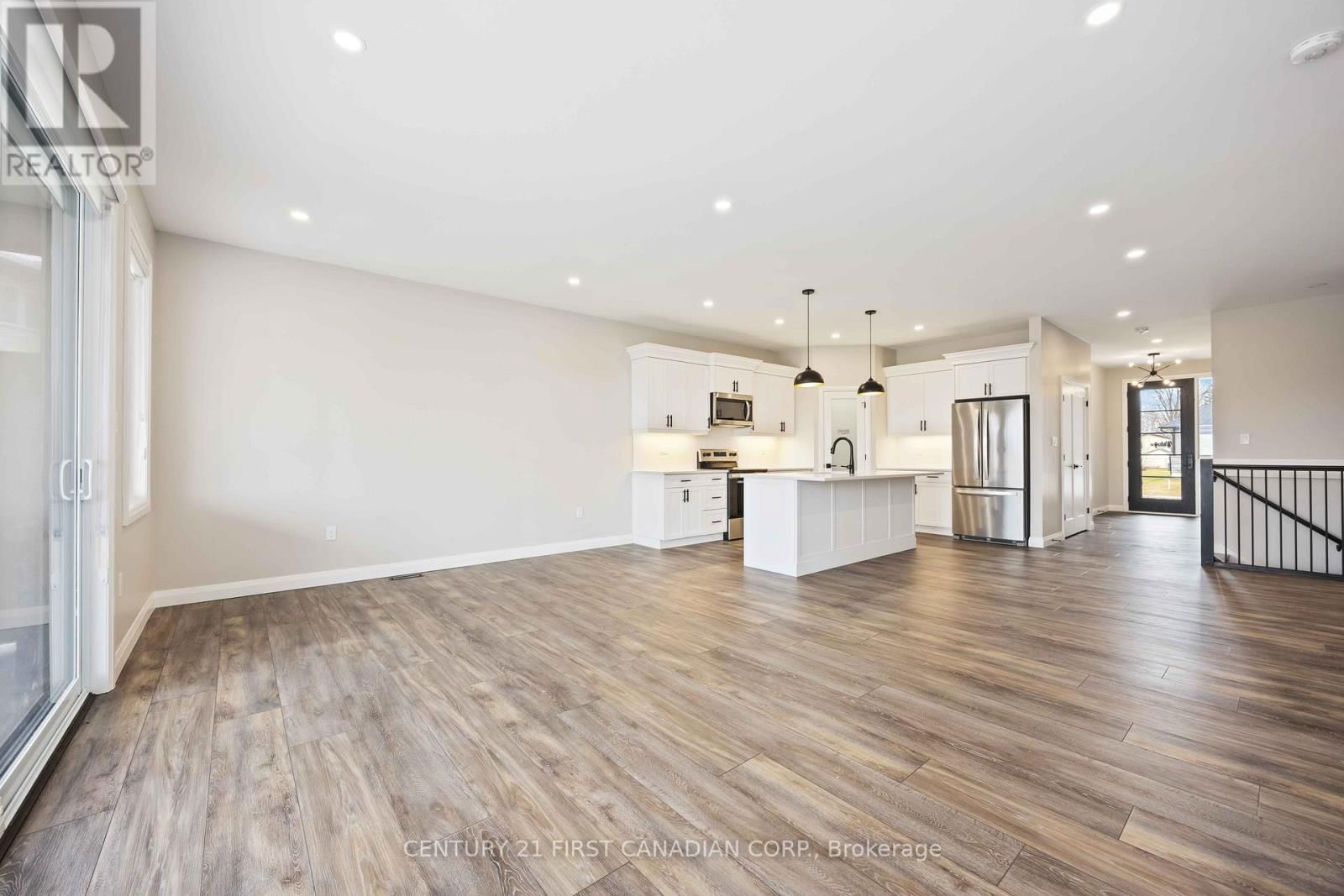 484 KIP LANE Image 7