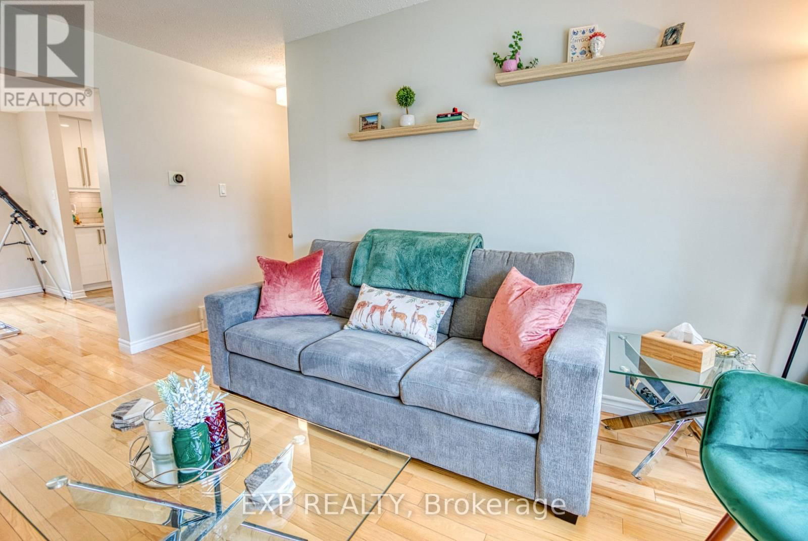 33 ELVASTON AVENUE Image 21