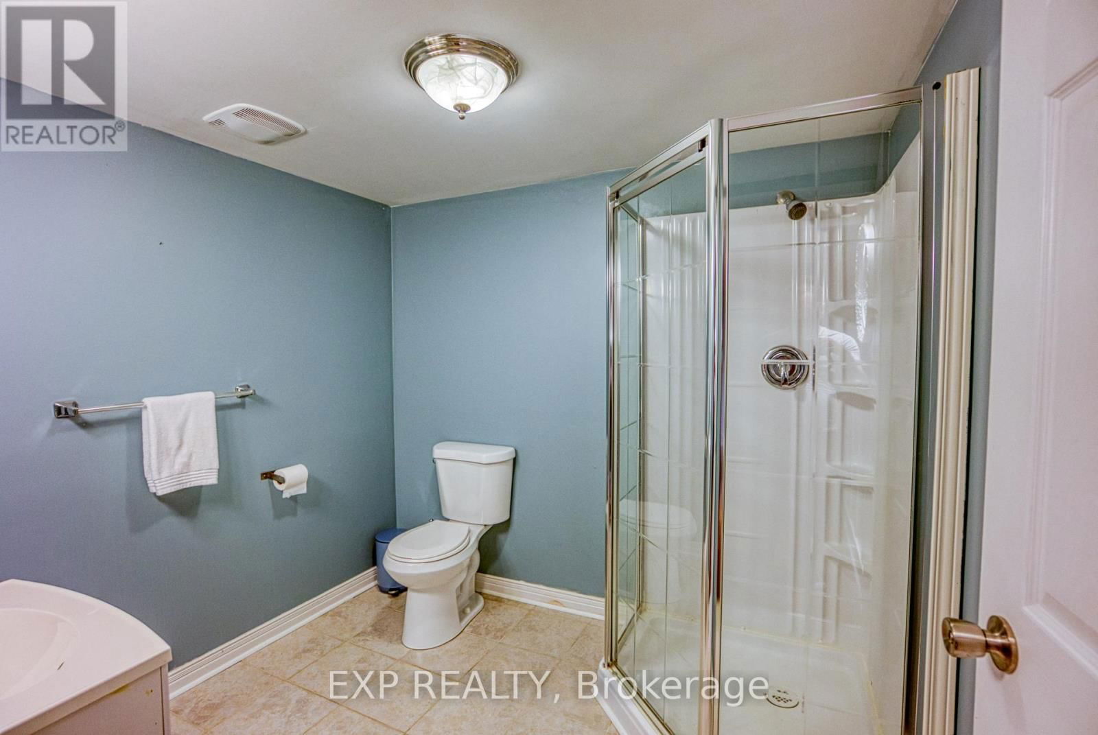 33 ELVASTON AVENUE Image 42