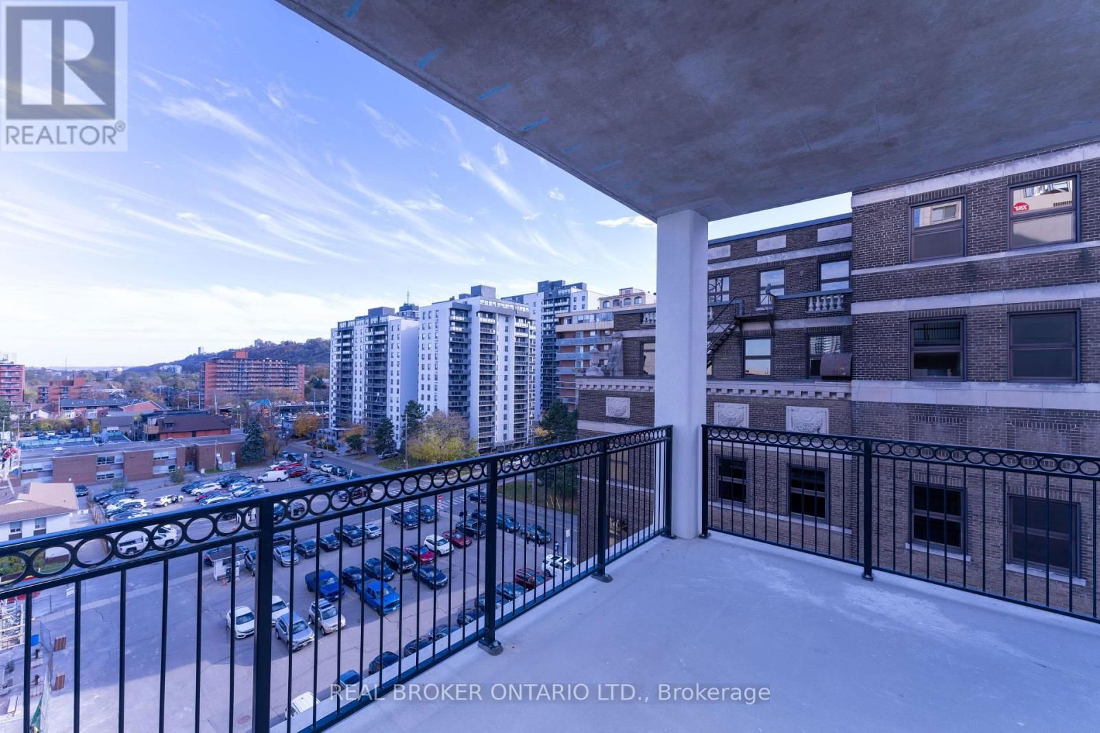 308 - 169 JAMES STREET SOUTH Image 4