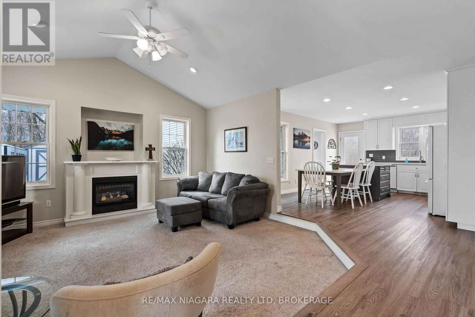 12262 LAKESHORE ROAD Image 12