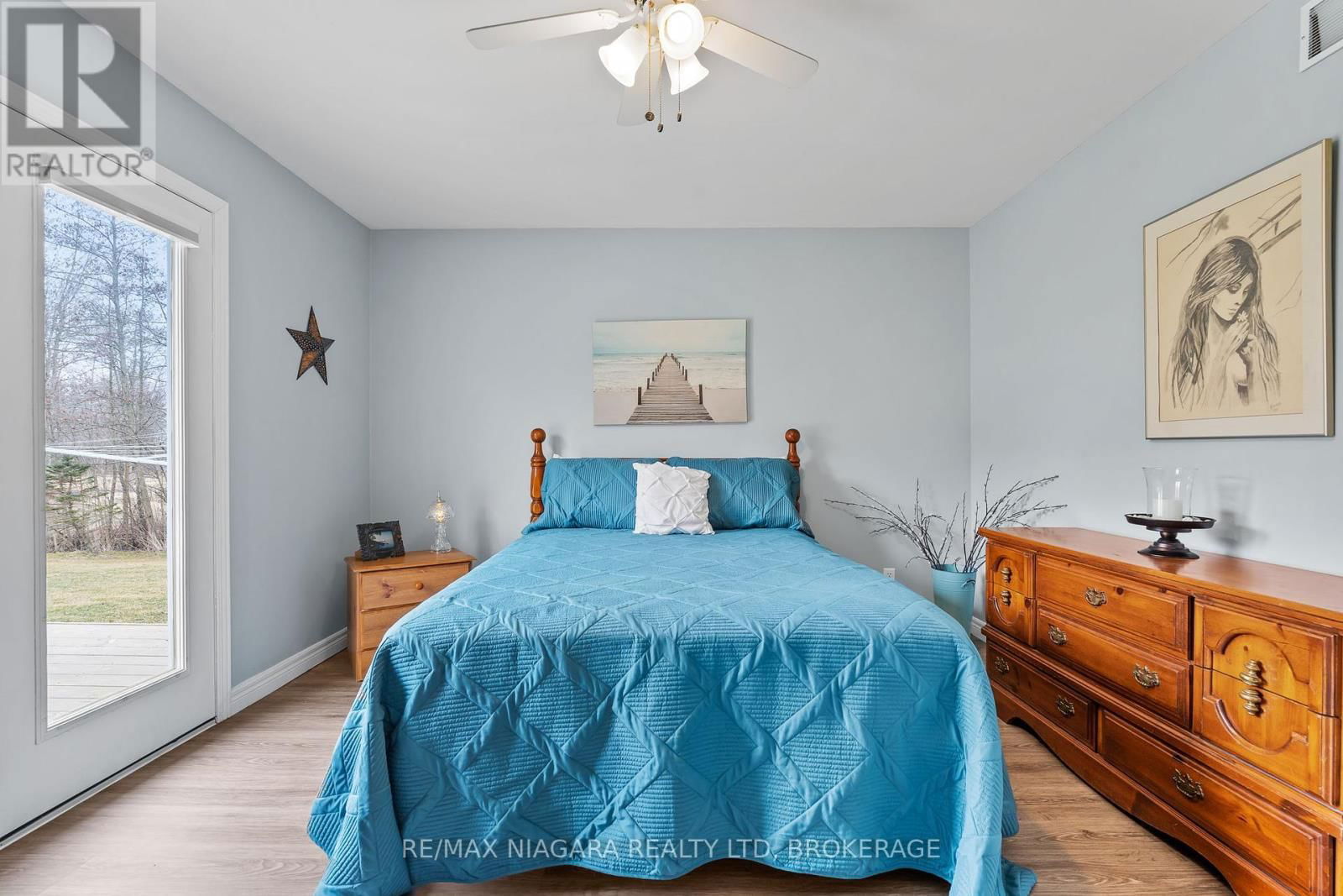 12262 LAKESHORE ROAD Image 17