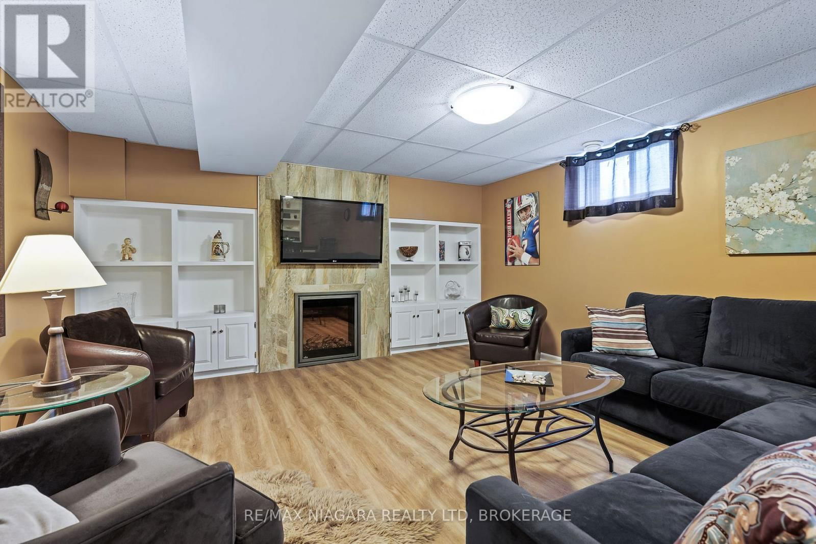 12262 LAKESHORE ROAD Image 24