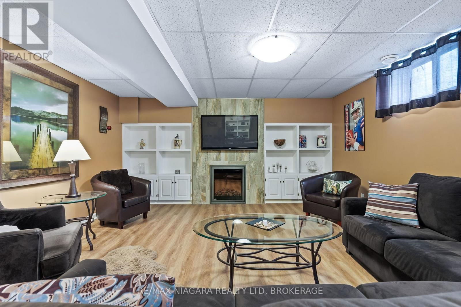 12262 LAKESHORE ROAD Image 25