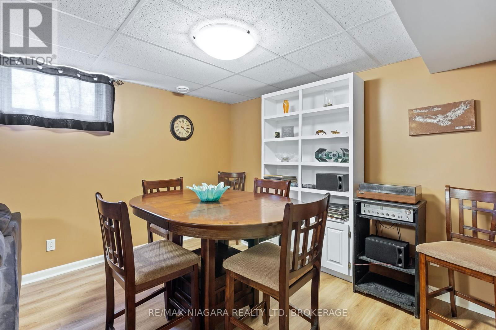 12262 LAKESHORE ROAD Image 27