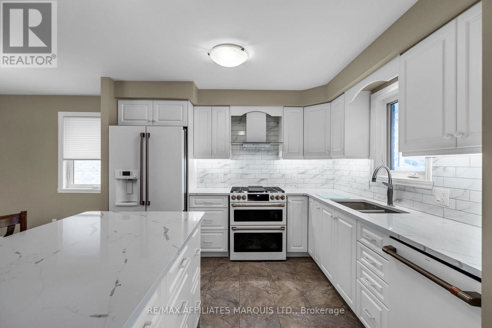 324 GLEN NORA DRIVE Image 13