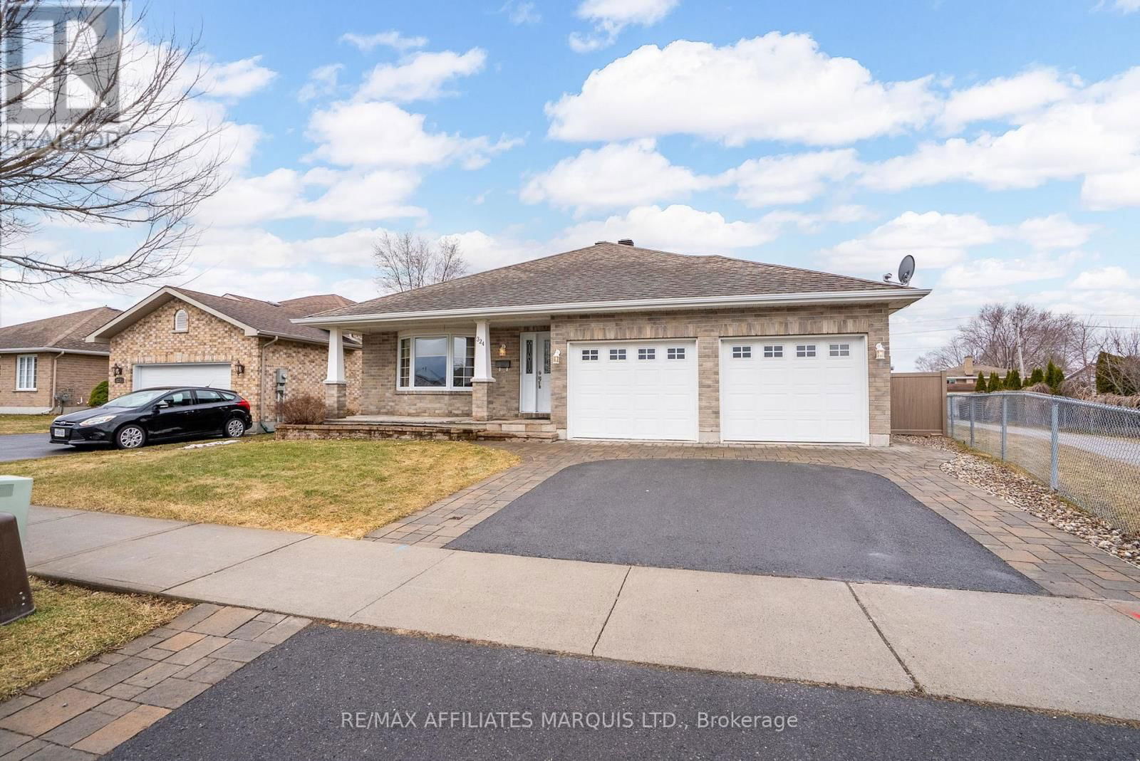 324 GLEN NORA DRIVE Image 3