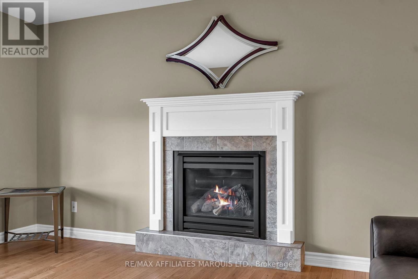 324 GLEN NORA DRIVE Image 6