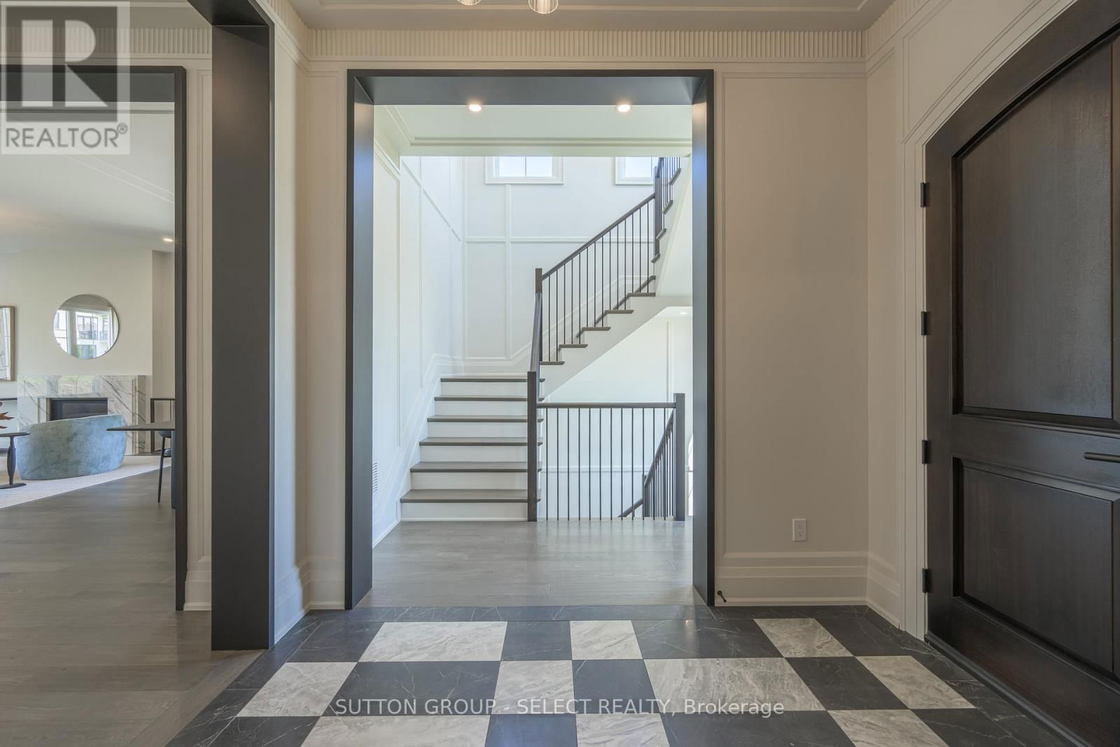 326 MANHATTAN DRIVE Image 16