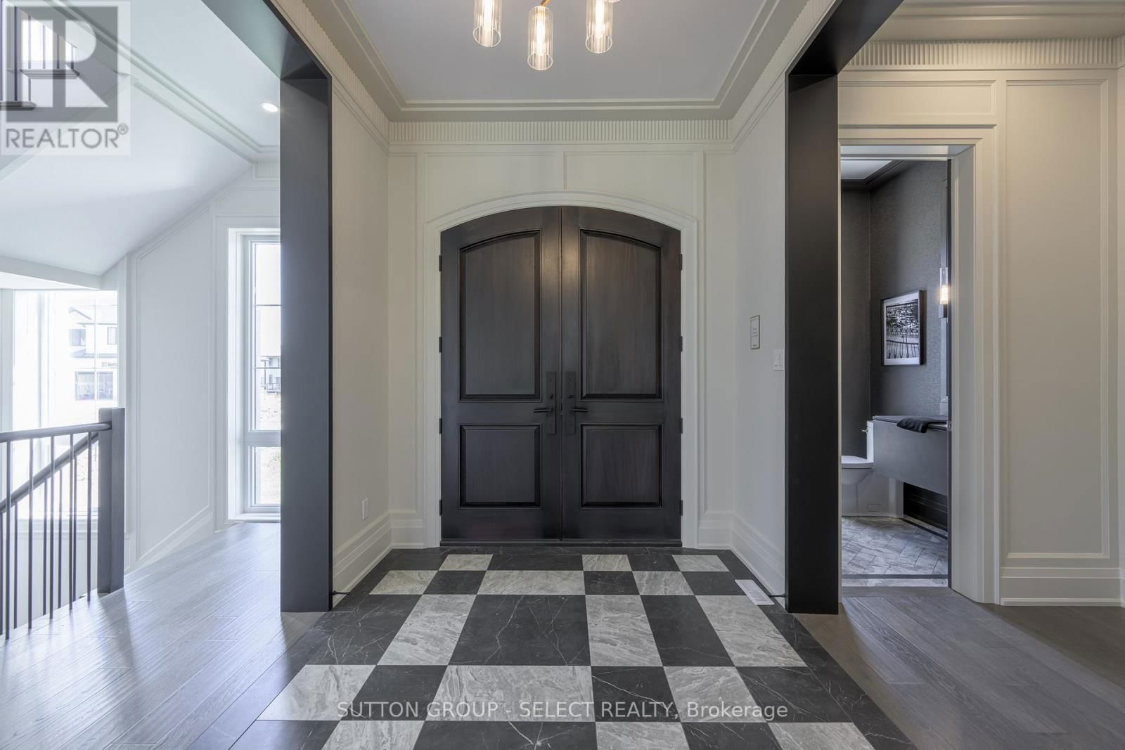 326 MANHATTAN DRIVE Image 2
