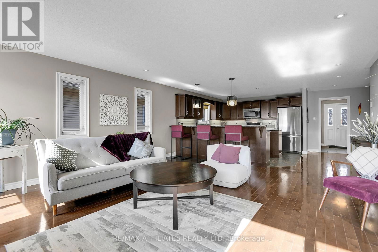 448 VAN DUSEN STREET Image 11