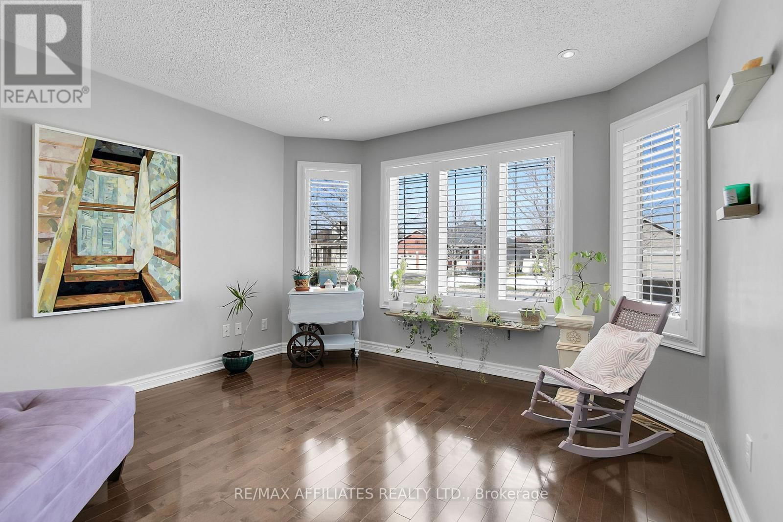 448 VAN DUSEN STREET Image 4