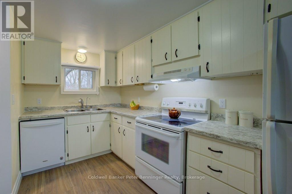 35 KING STREET Image 11