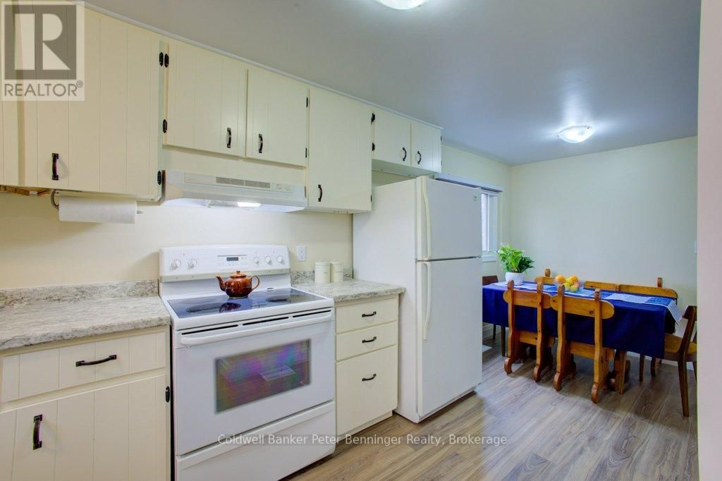 35 KING STREET Image 12