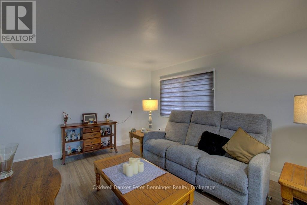 35 KING STREET Image 7