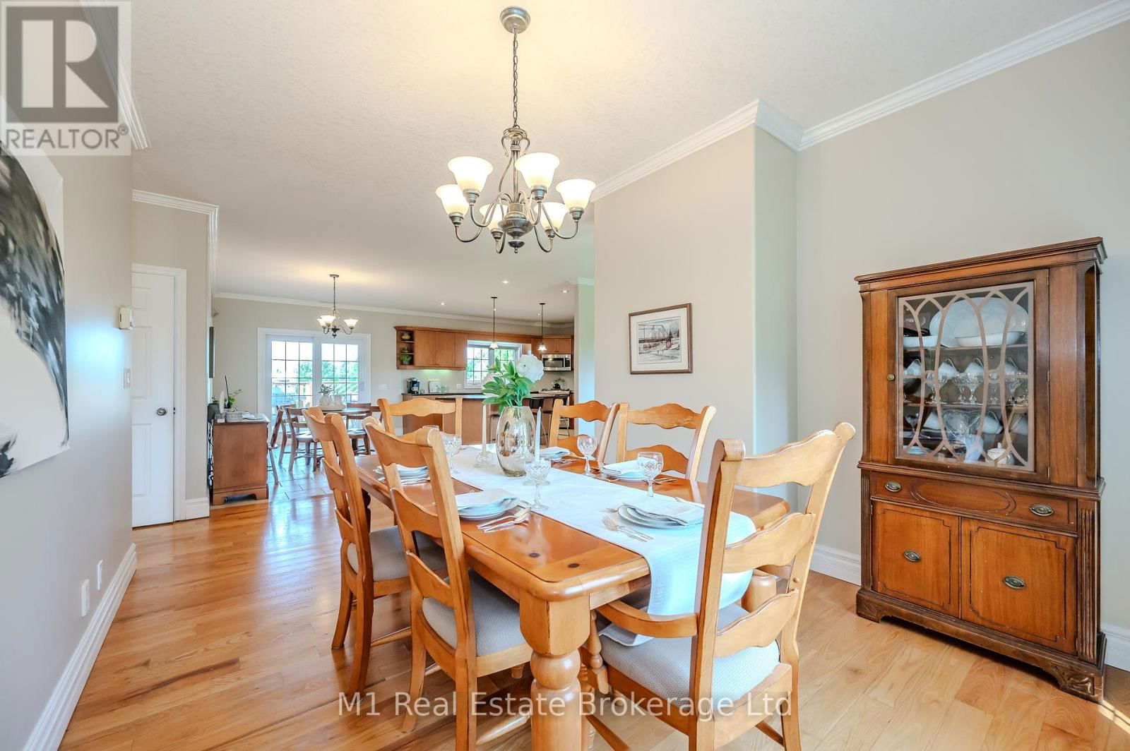 8682 9 SIDEROAD Image 17