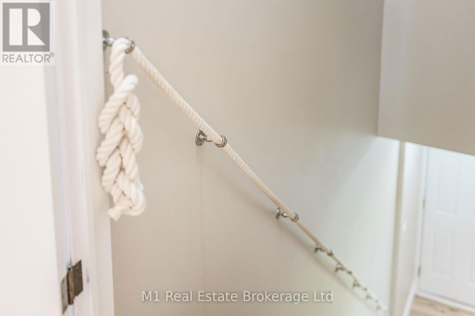 8682 9 SIDEROAD Image 33