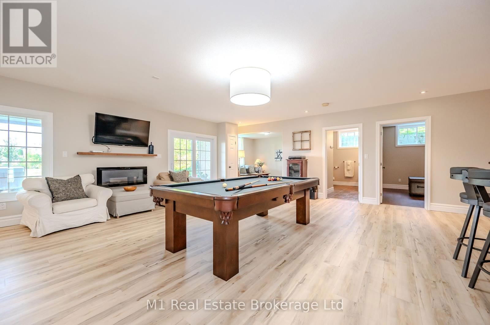 8682 9 SIDEROAD Image 34