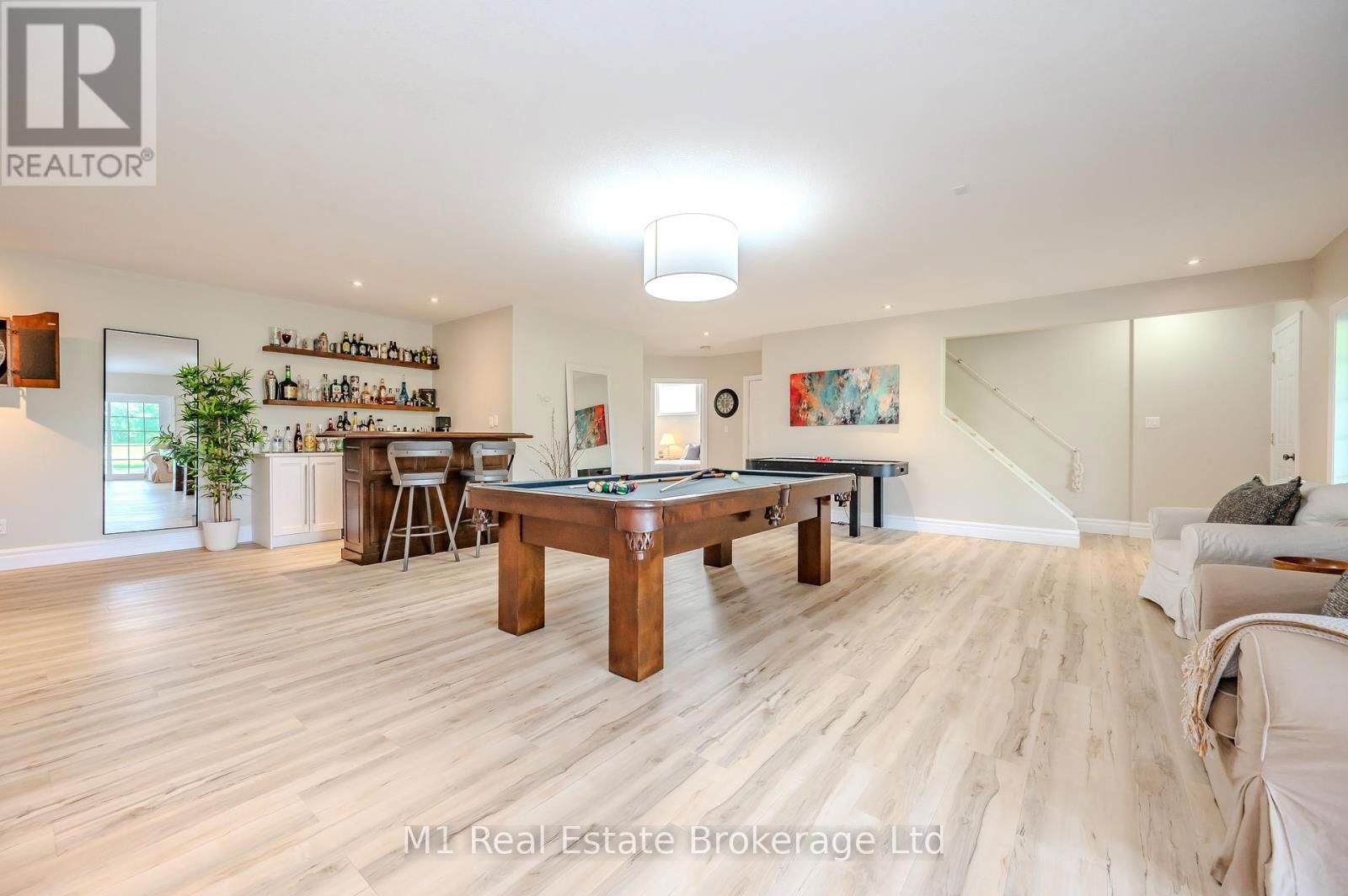 8682 9 SIDEROAD Image 35