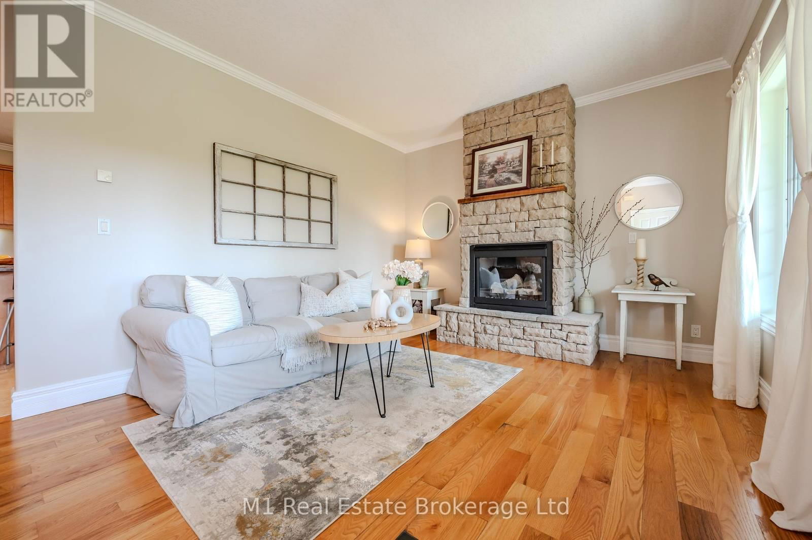 8682 9 SIDEROAD Image 5