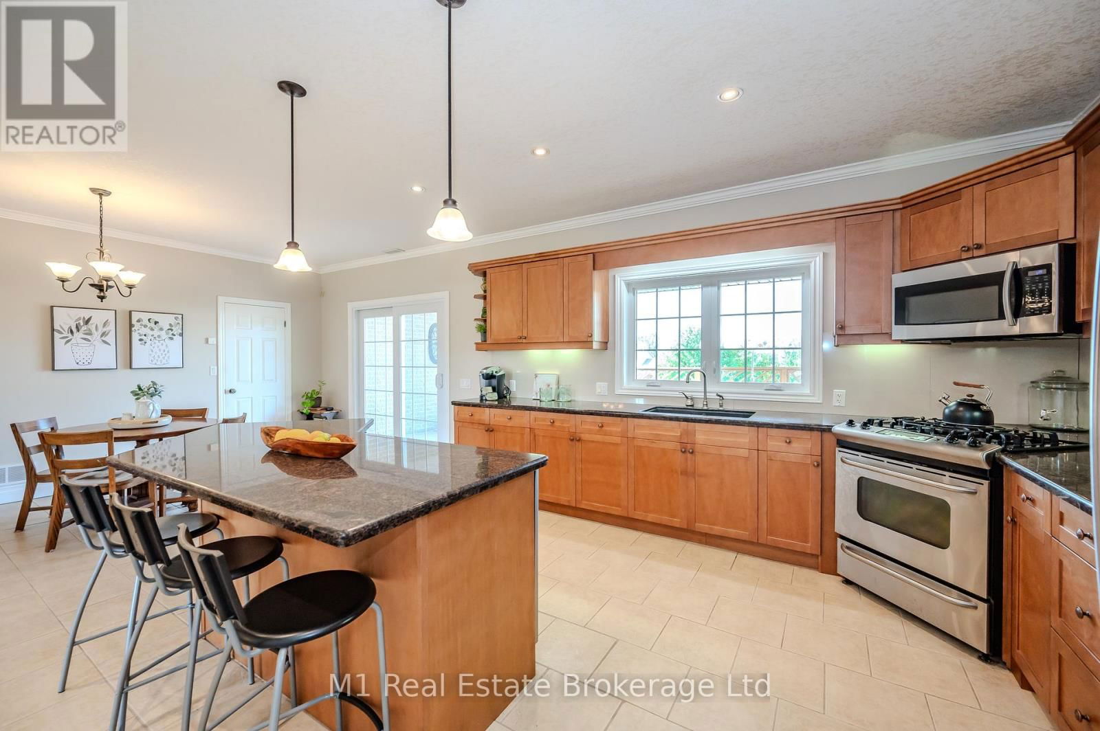 8682 9 SIDEROAD Image 9