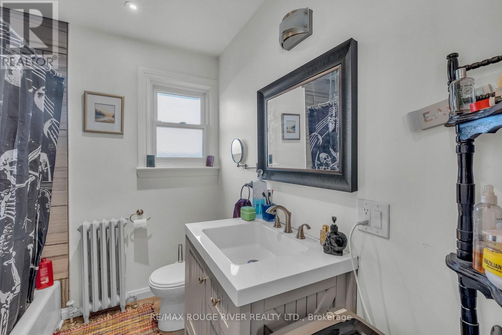 234 KING STREET EAST Image 16