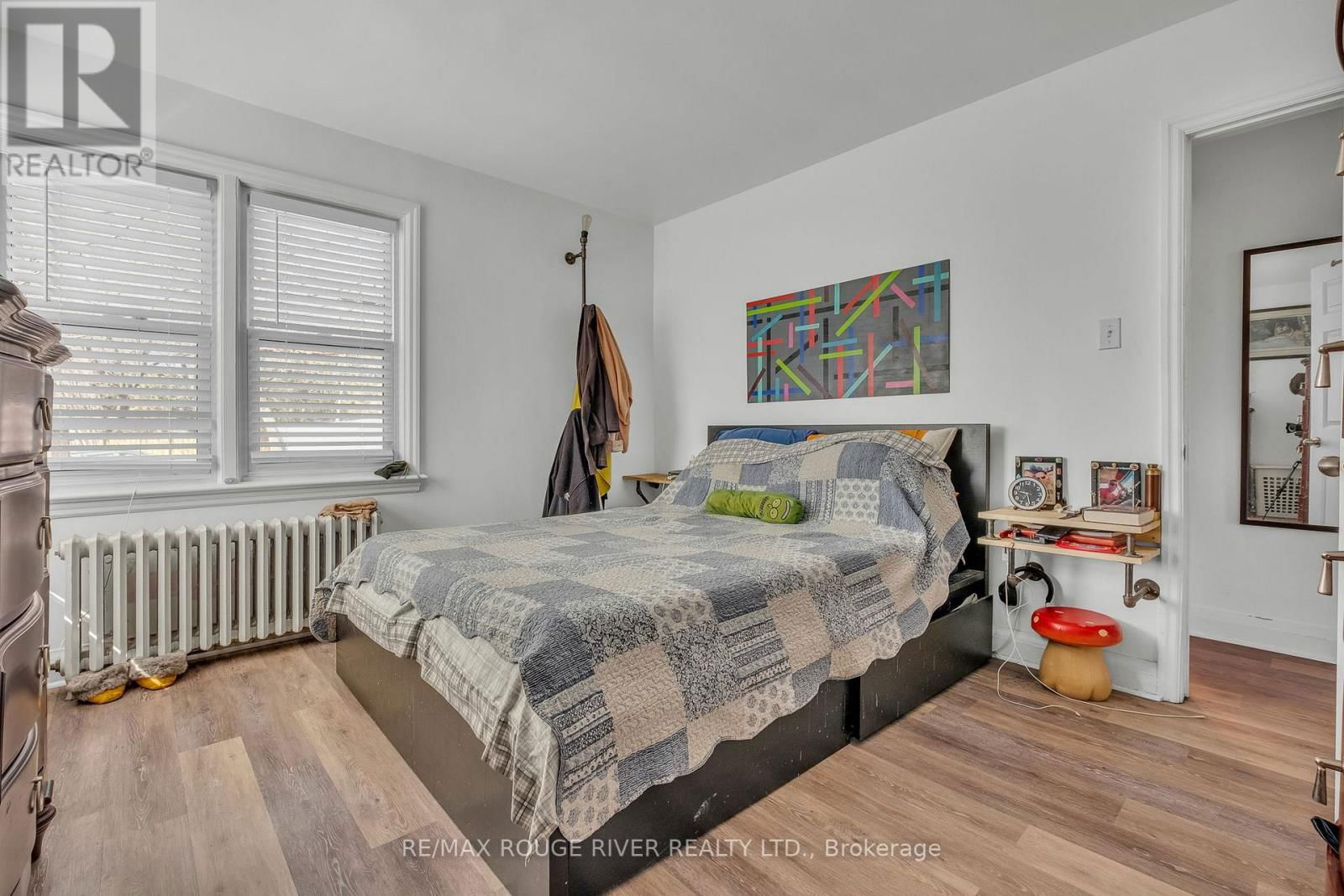 234 KING STREET EAST Image 17