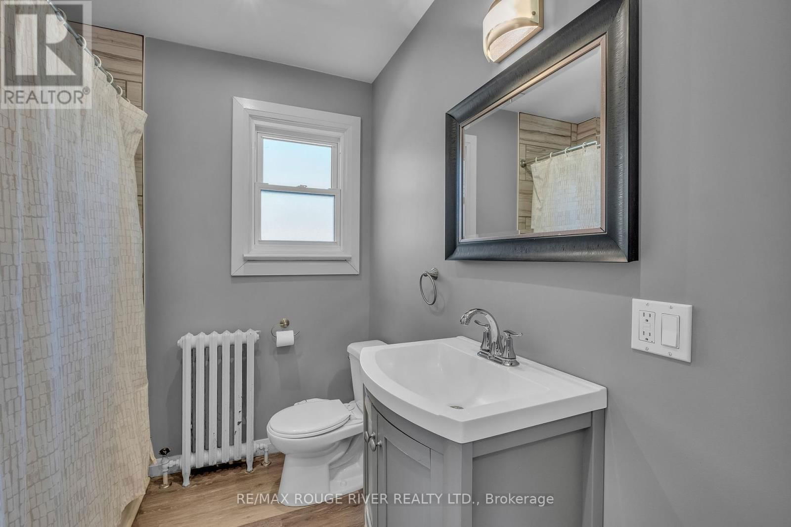 234 KING STREET EAST Image 9
