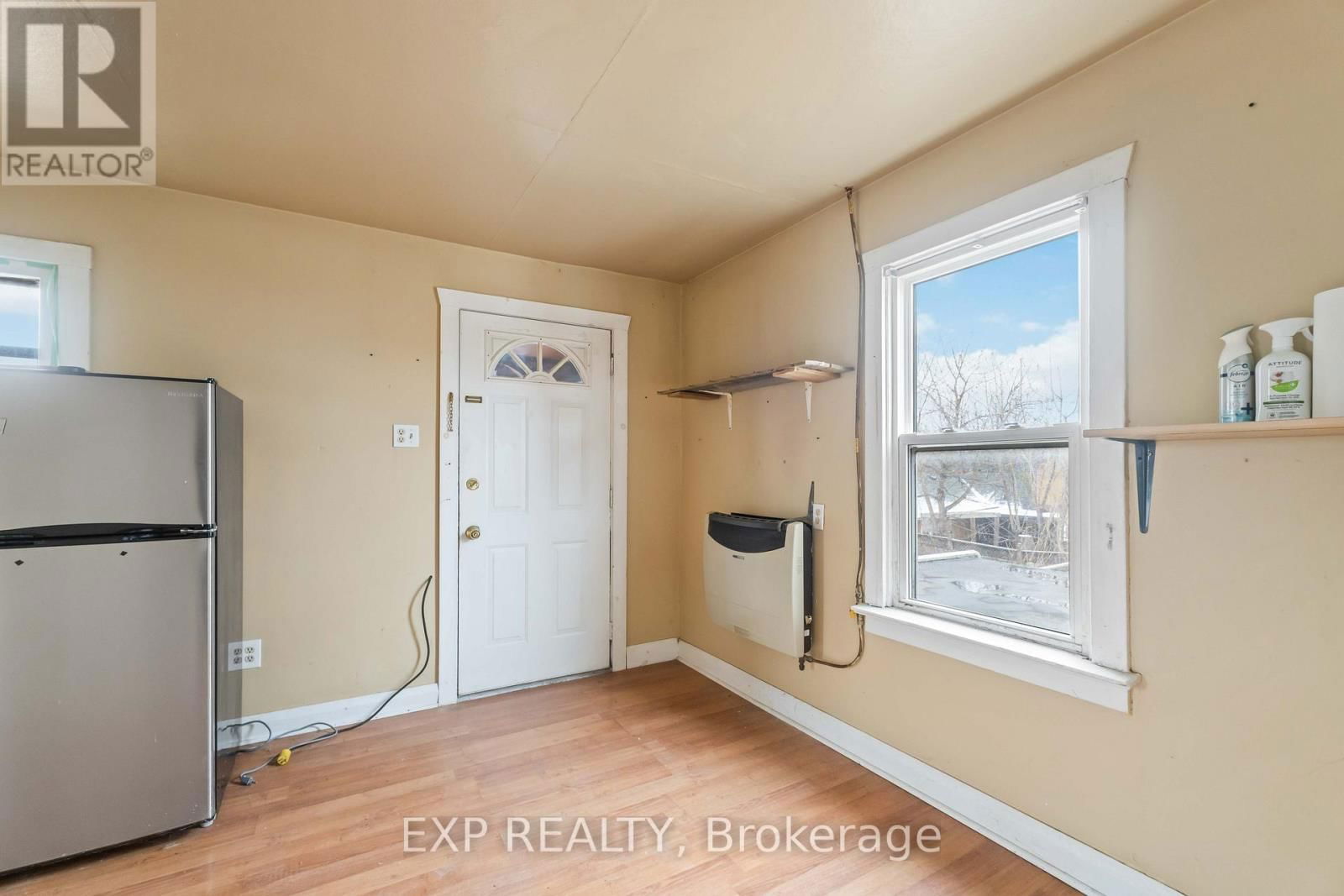 3937 MAIN STREET Image 6