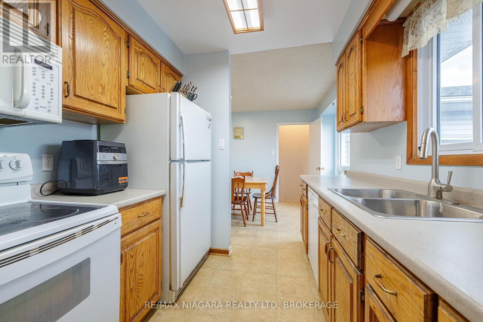 8420 LAMONT AVENUE Image 10