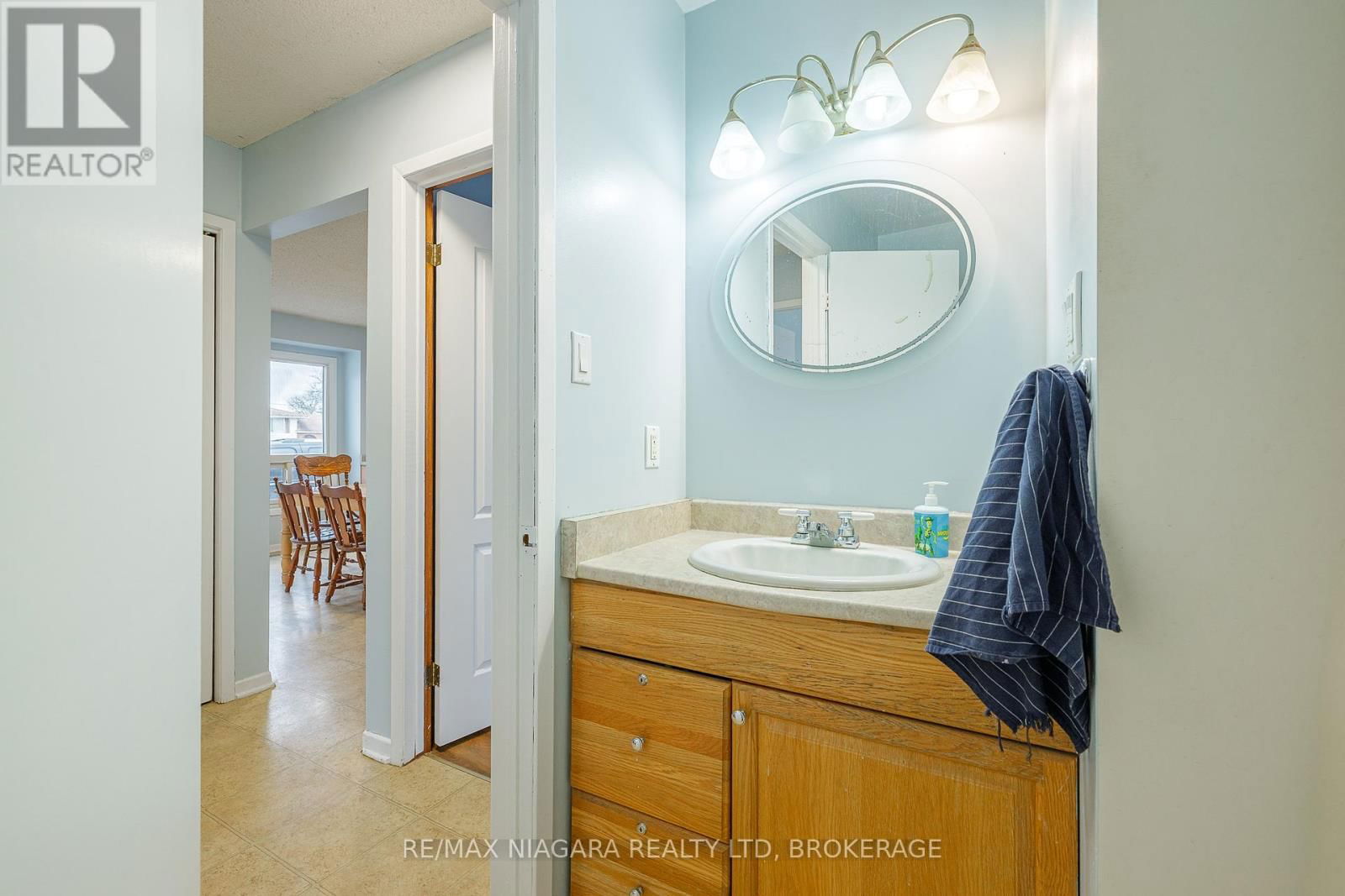 8420 LAMONT AVENUE Image 17